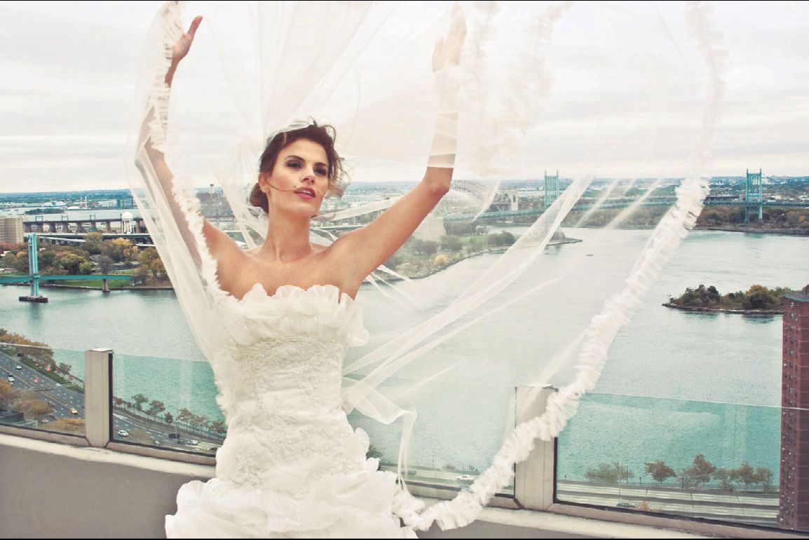 Akay'ın yeni koleksiyonundaki birbirinden çarpıcı modeller