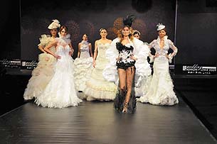 Gelinliğin Başkenti İzmir