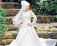 Tesettürlü gelinlik